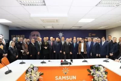 Kavak’ta 3 Belediye Meclis Üyesi AK Parti’ye Katıldı